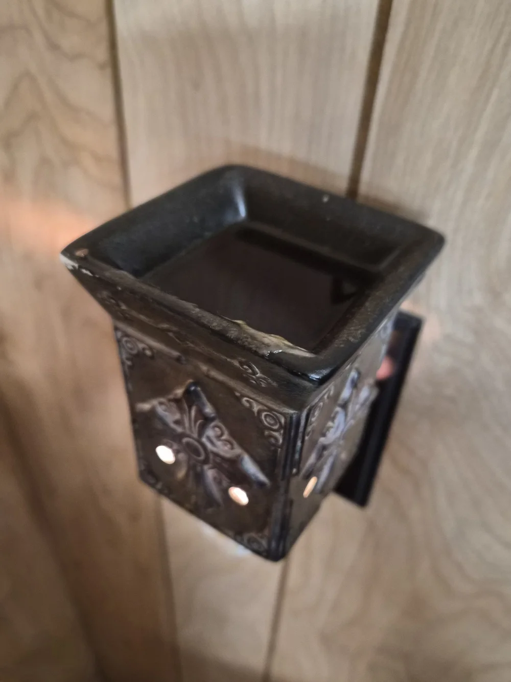 Scentsy Cross Embossed Nightlight -